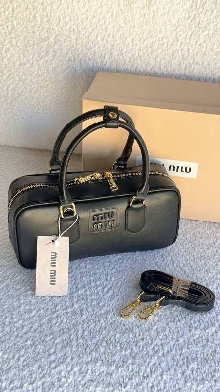 ميو ميو / miu miu #3502 ماستر كواليتي شامل علبة
